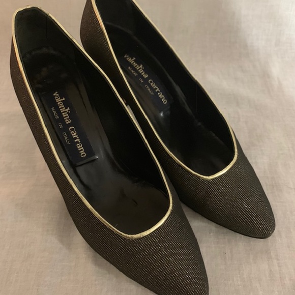 Valentina Carrano Black & Gold Heels Size 7.5 - Picture 5 of 8